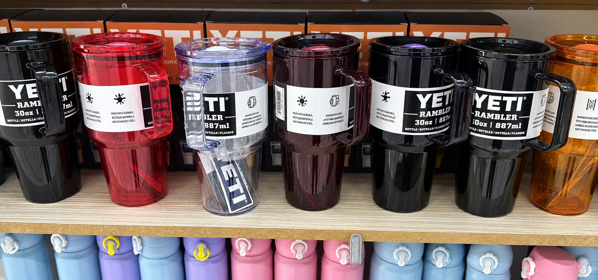 TERMO YETI 30OZ DE PLASTICO Imagen principal del producto