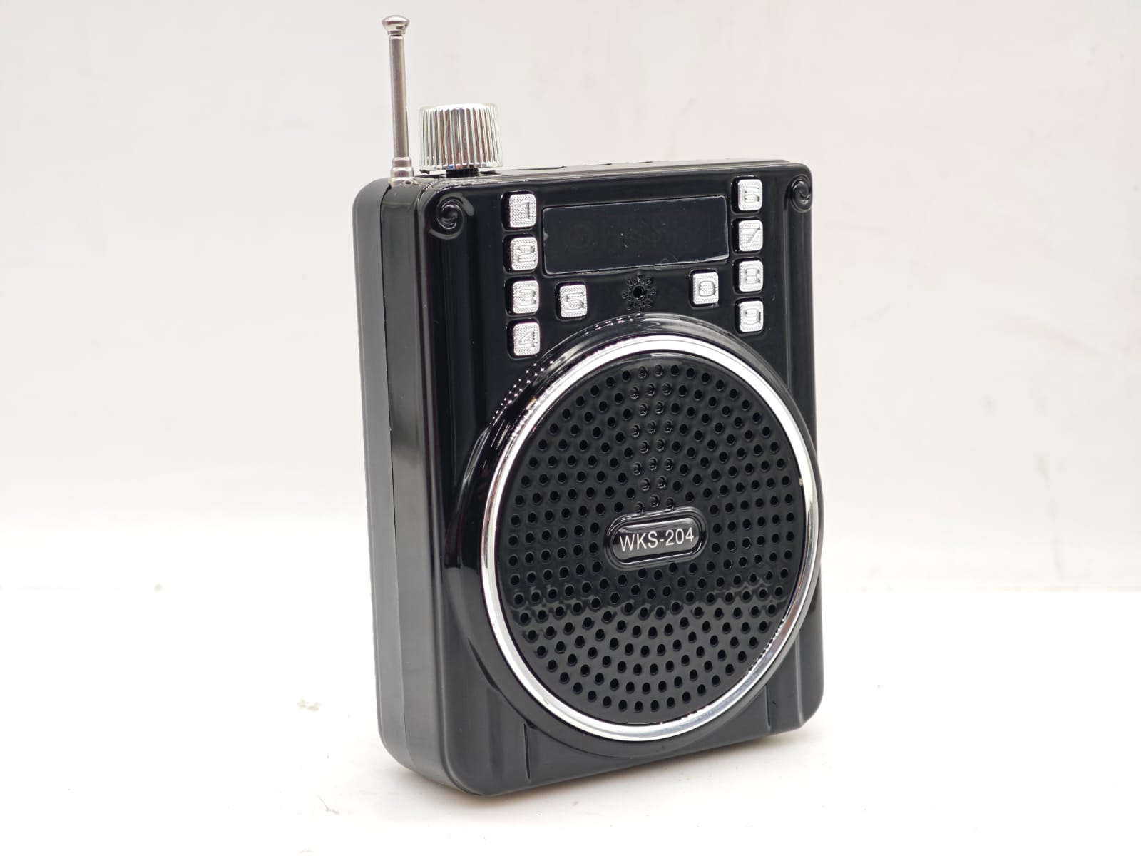 Bocina Radio portatil WKS-204 Imagen secundaria del producto