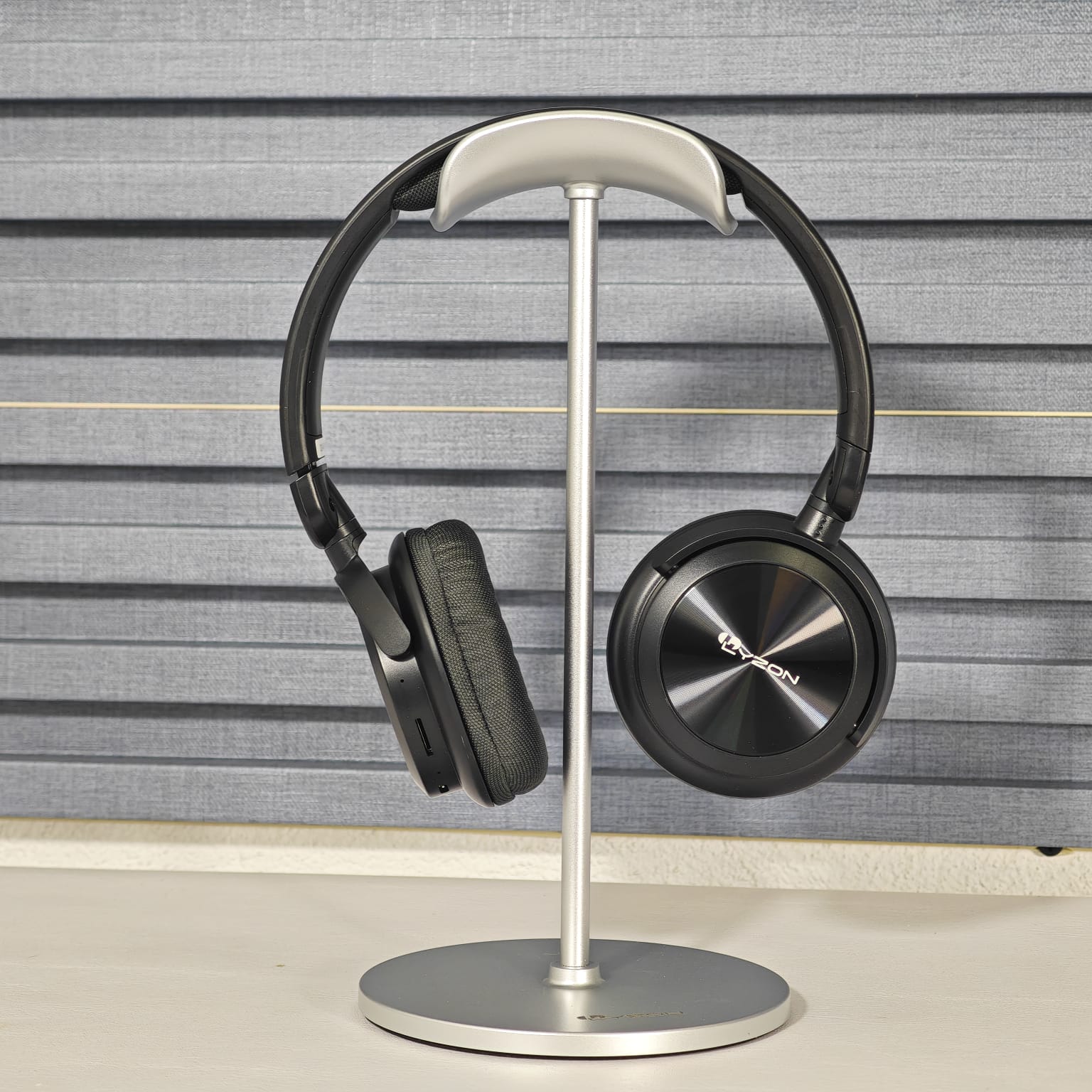 AUDIFONO DE DIADEMA BLUETOOTH BT-660